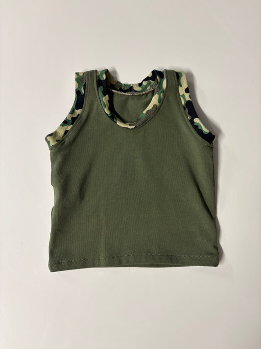 Vest & Shorts Set in Green Camo (0-3m)