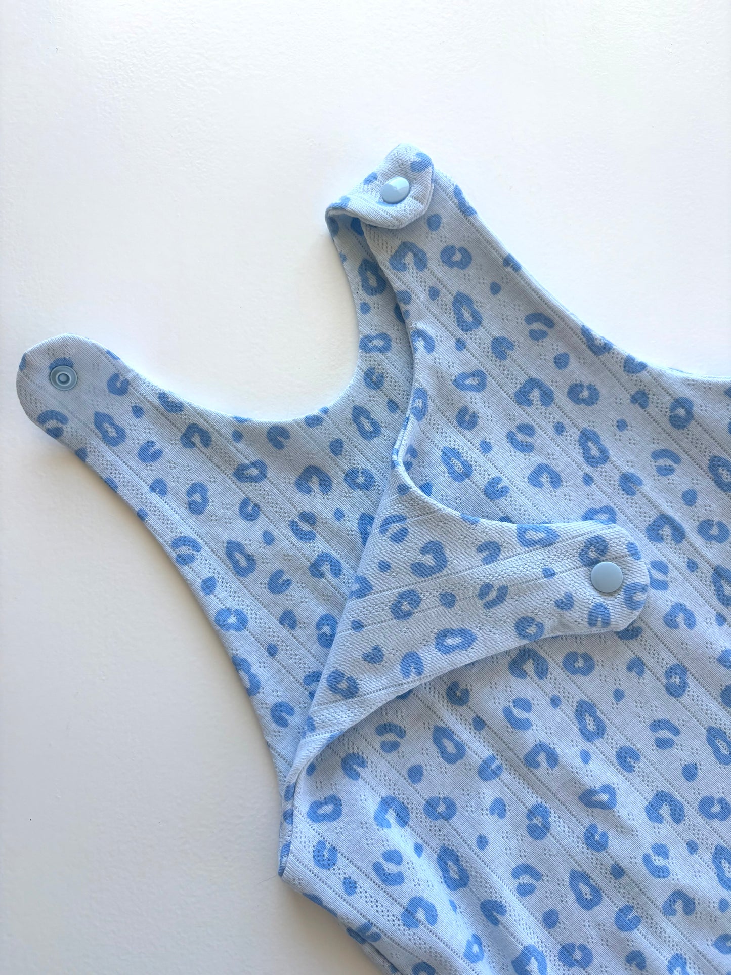 Blue Leopard Print Romper & Beanie Set (6-9m)